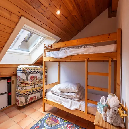 In For 6 Guests Apartment Morillon